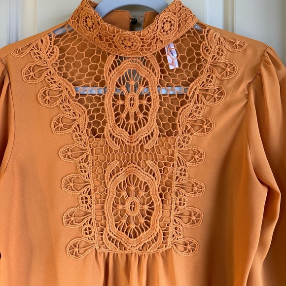 Women’s Xhilaration Top; Burnt Orange; Size M - Picture 2 of 6